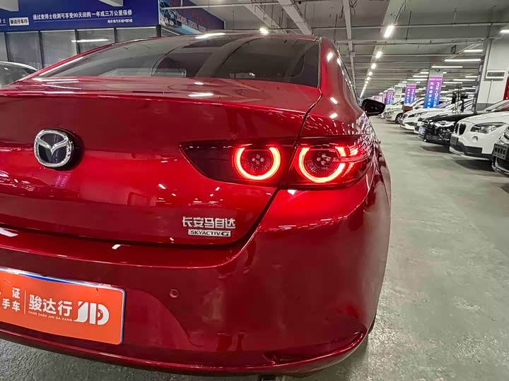 Фото 8 - Mazda 3 (Axela)