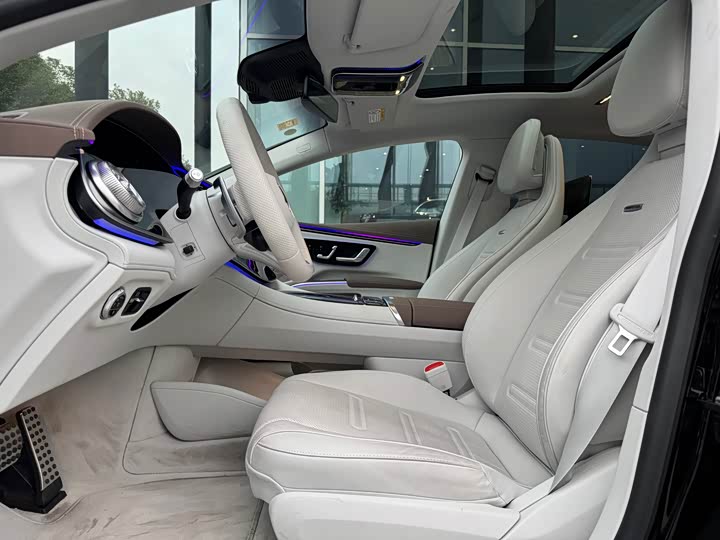 Фото 6 - Mercedes-Benz EQS AMG