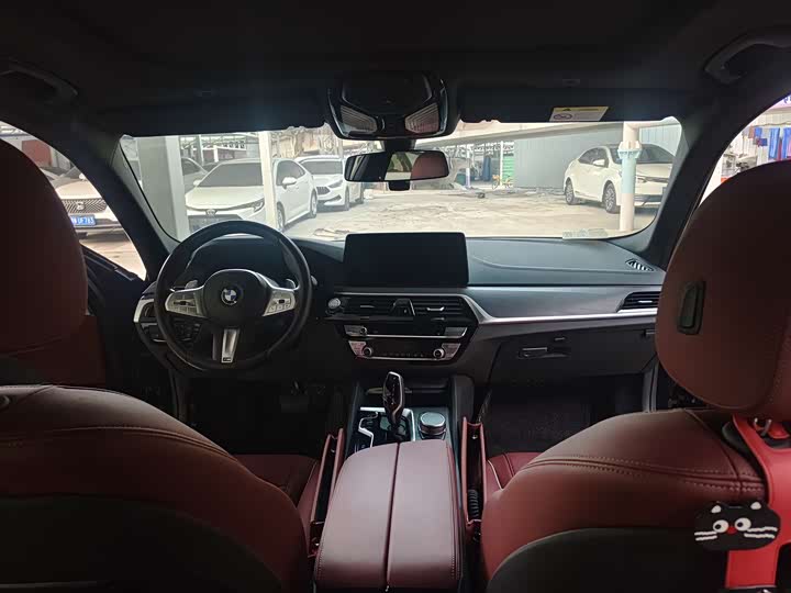 Фото 8 - BMW 5 Series