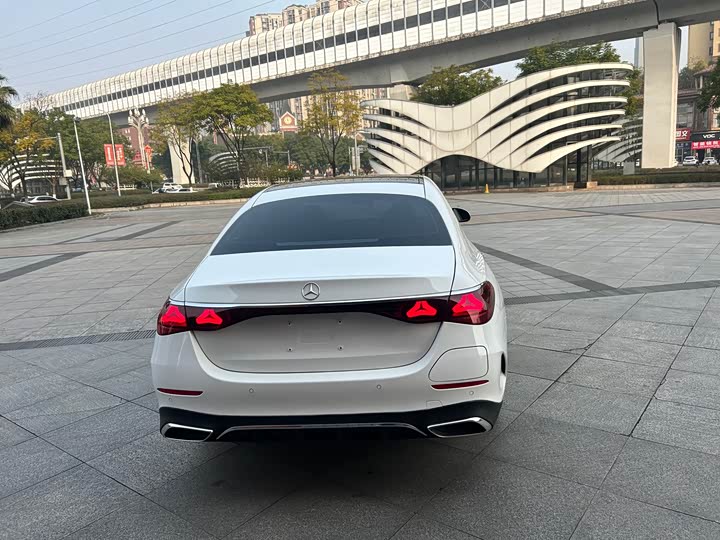 Фото 6 - Mercedes-Benz E-Class Hybrid