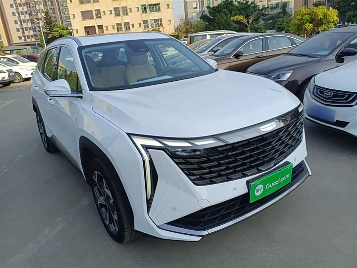 Фото 4 - Geely Atlas L