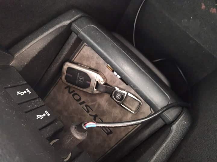 Фото 9 - Honda Elysion