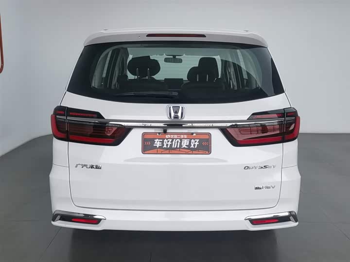 Фото 4 - Honda Odyssey