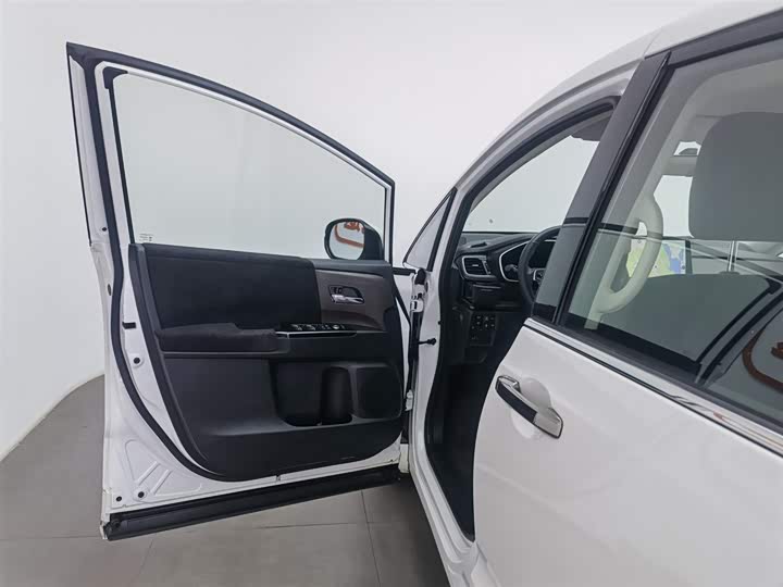 Фото 8 - Honda Odyssey