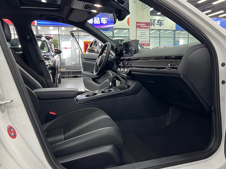 Фото 7 - Honda Civic