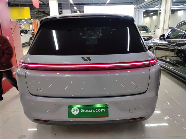 Фото 6 - LiXiang L8