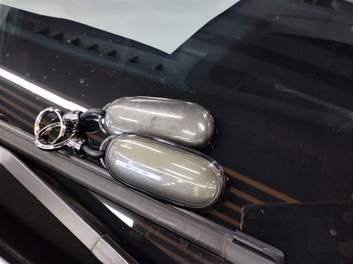 Фото 9 - LiXiang L8