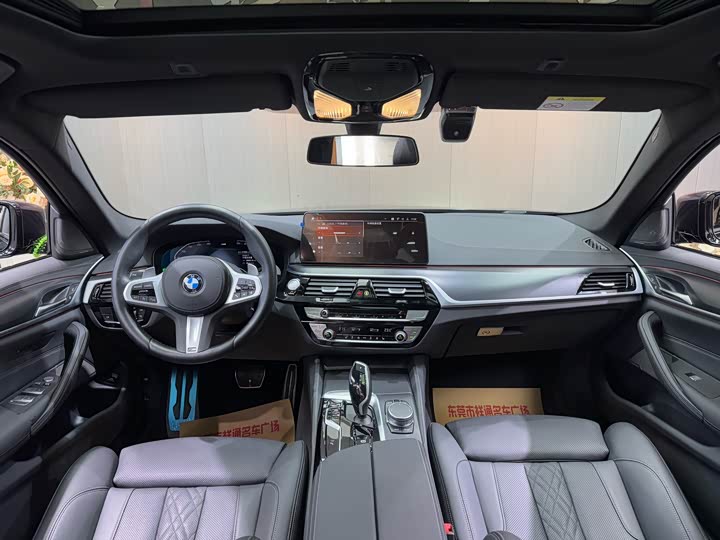 Фото 6 - BMW 5 Series