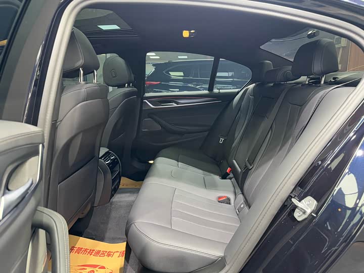 Фото 7 - BMW 5 Series