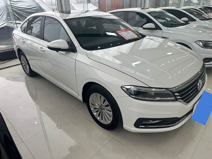 Фото 2 - Volkswagen Lavida