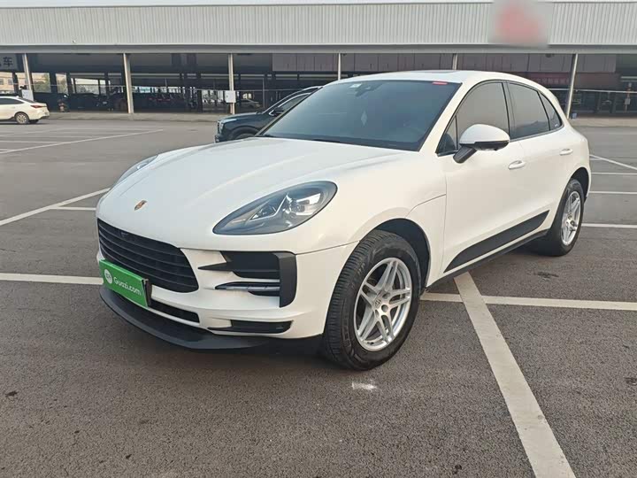 Фото 1 - Porsche Macan