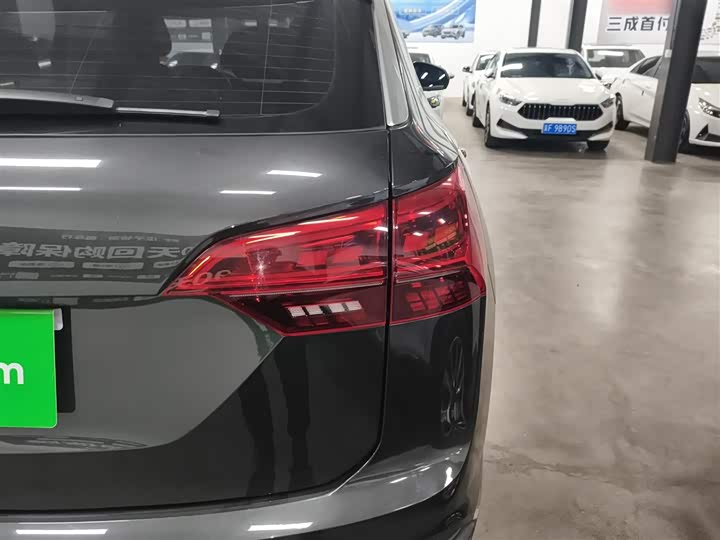 Фото 8 - Volkswagen Tayron