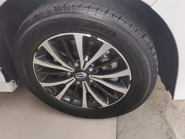 Фото 6 - GAC Trumpchi M8