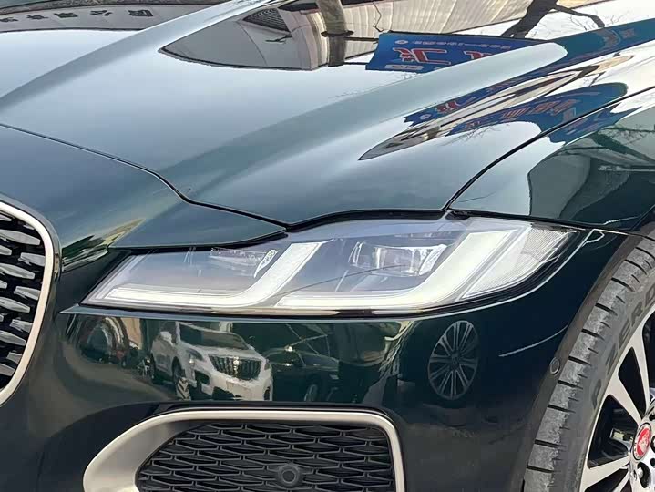 Фото 8 - Jaguar XF L