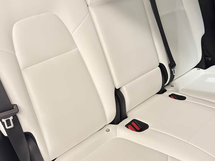 Фото 9 - Tesla Model Y