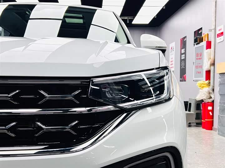 Фото 7 - Volkswagen Tayron