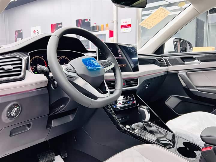 Фото 8 - Volkswagen Tayron