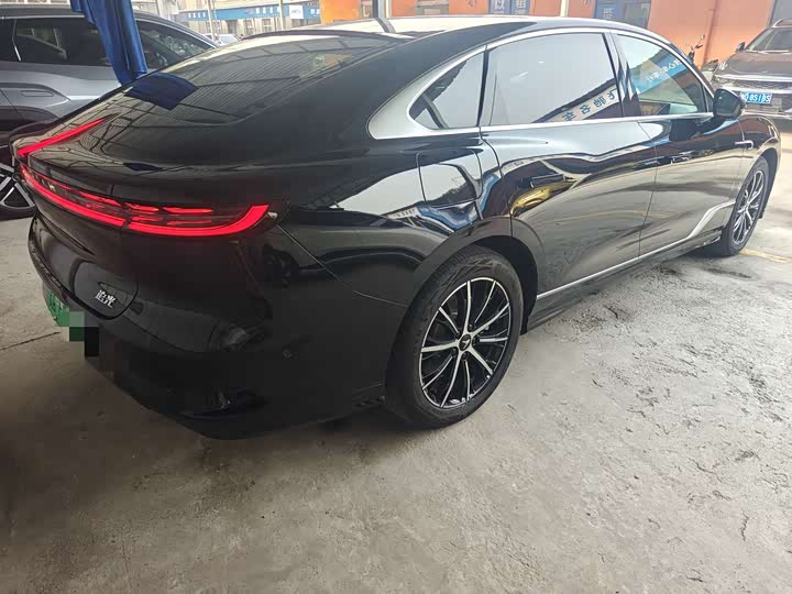 Фото 4 - Voyah Passion