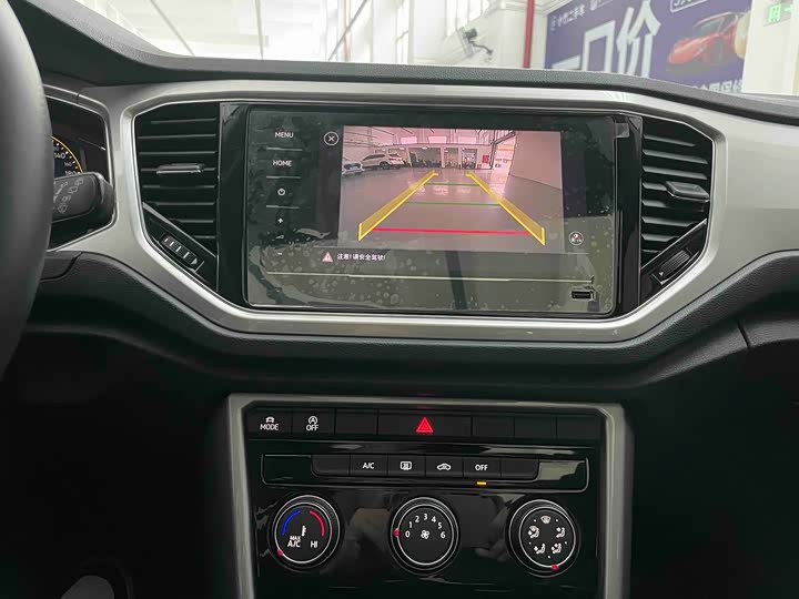 Фото 9 - Volkswagen T-Roc