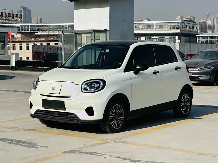 Фото 1 - Leapmotor T03