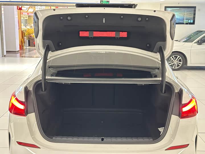 Фото 8 - BMW 2 Series