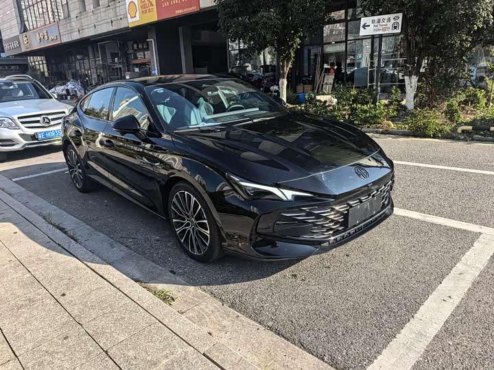 Фото 3 - MG Motor 7