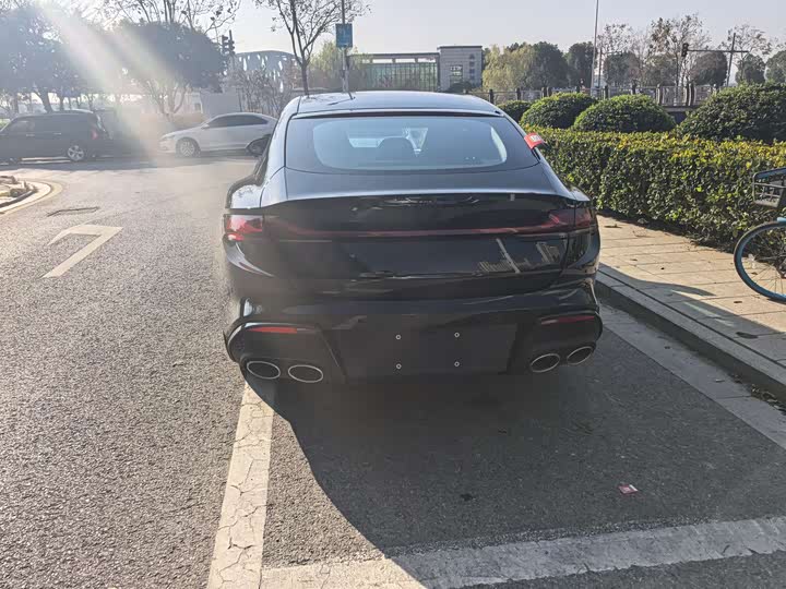 Фото 7 - MG Motor 7