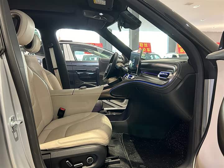 Фото 9 - Smart #1