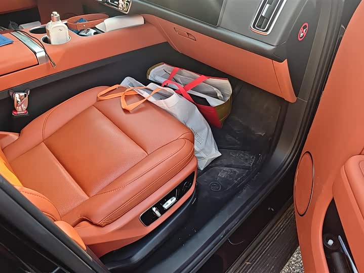 Фото 8 - LiXiang L7