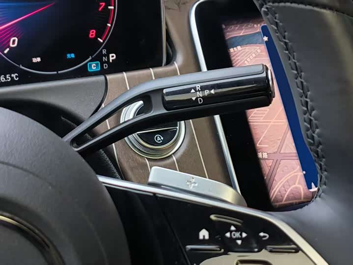 Фото 9 - Mercedes-Benz E-Class