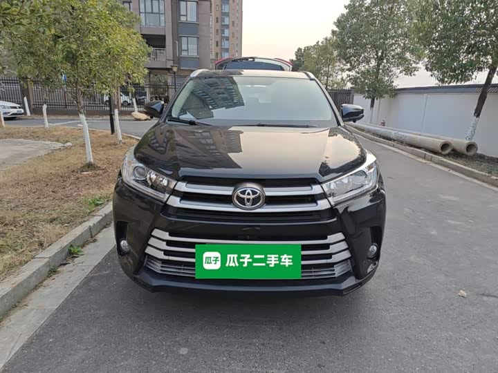 Фото 3 - Toyota Highlander