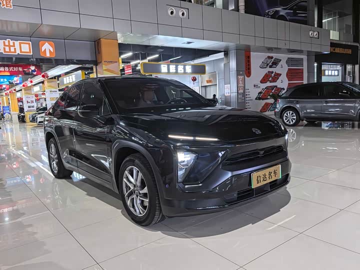 Фото 3 - Nio EC6