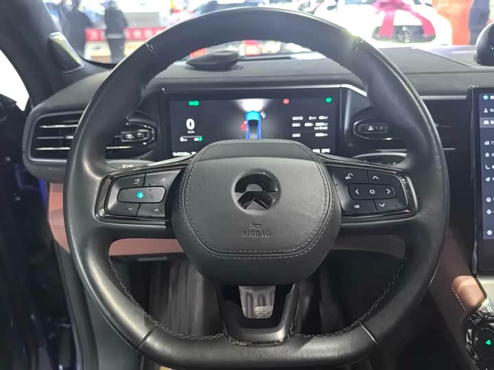 Фото 5 - Nio EC6