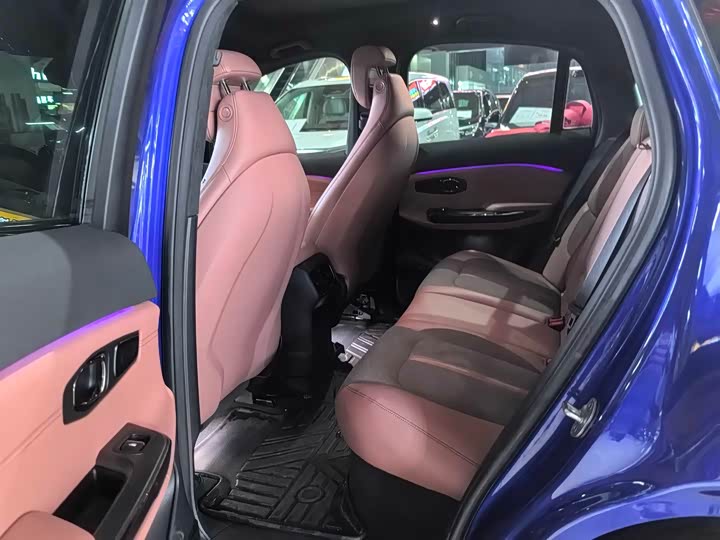 Фото 8 - Nio EC6