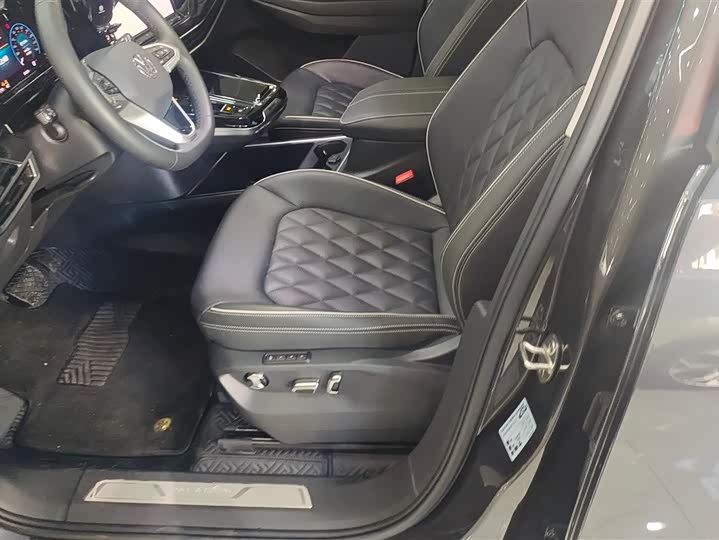 Фото 9 - Volkswagen Talagon