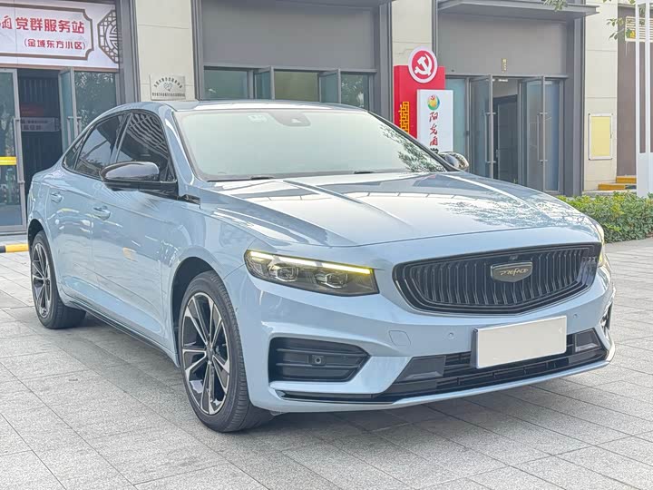 Фото 4 - Geely Preface