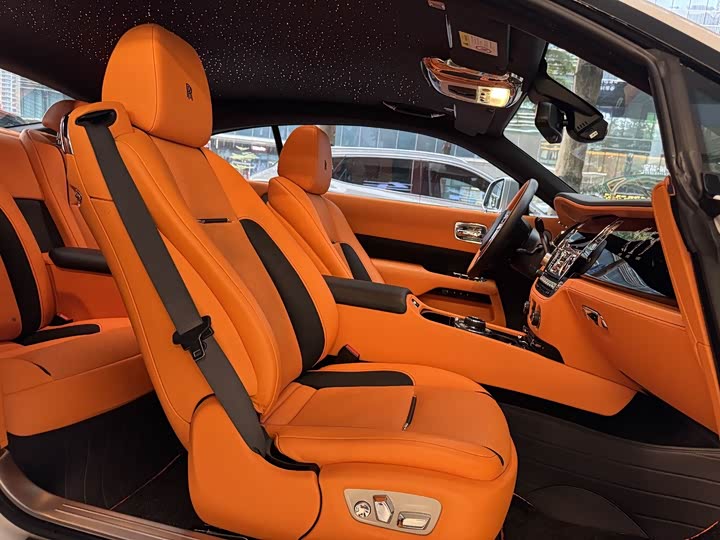 Фото 3 - Rolls-Royce Wraith