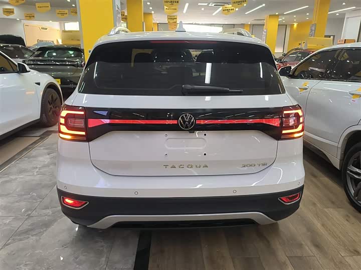 Фото 6 - Volkswagen Tacqua