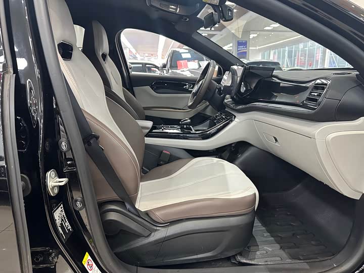 Фото 7 - BYD Qin Plus