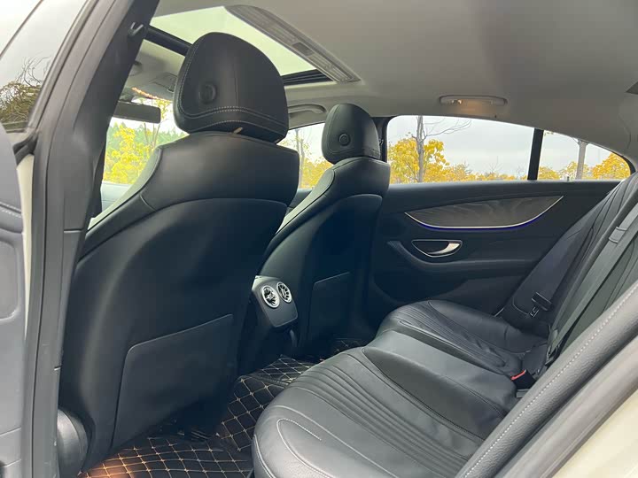 Фото 6 - Mercedes-Benz CLS-Class