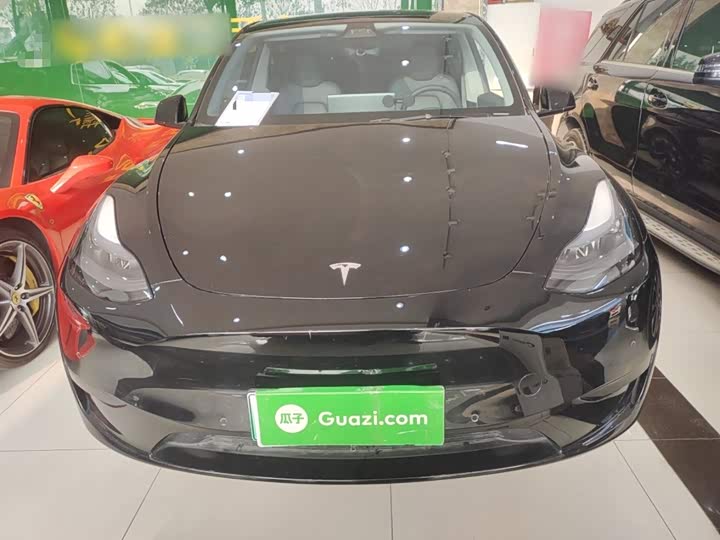 Фото 3 - Tesla Model Y