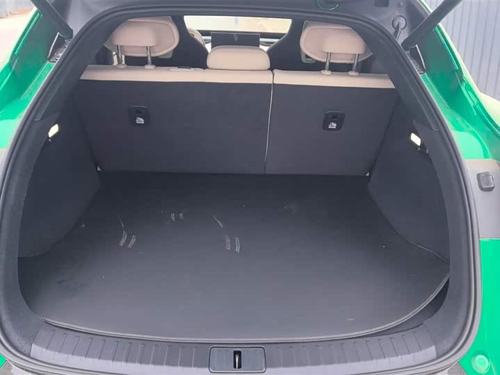 Фото 4 - Xiaomi YU7