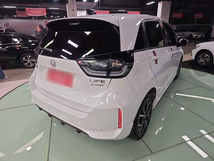 Фото 7 - Honda Life