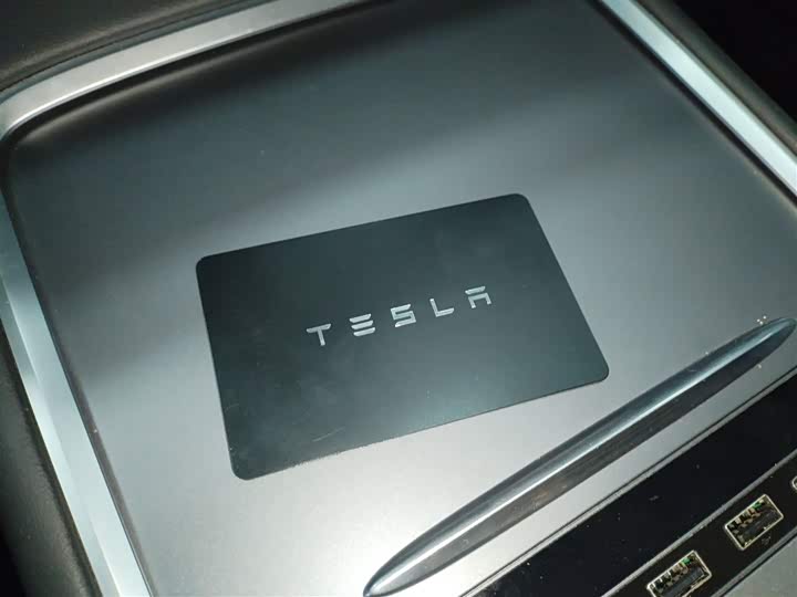 Фото 9 - Tesla Model Y