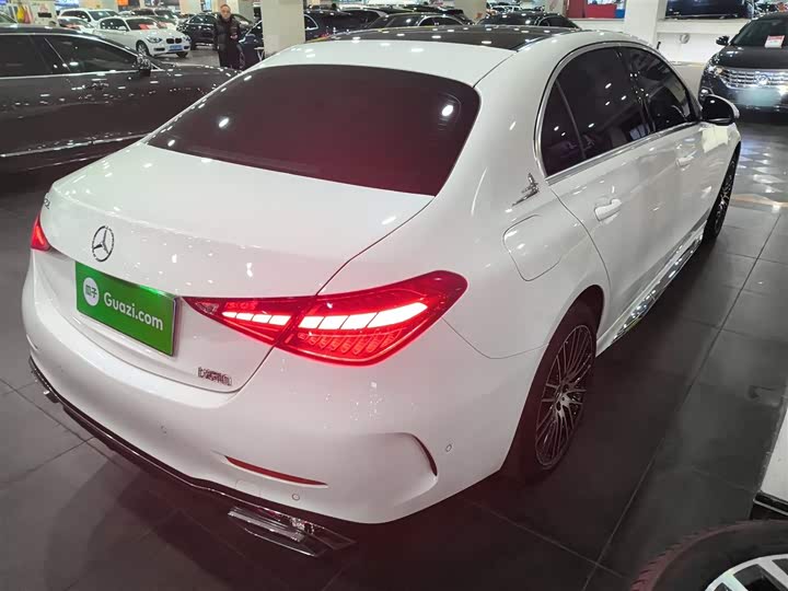 Фото 7 - Mercedes-Benz C-Class