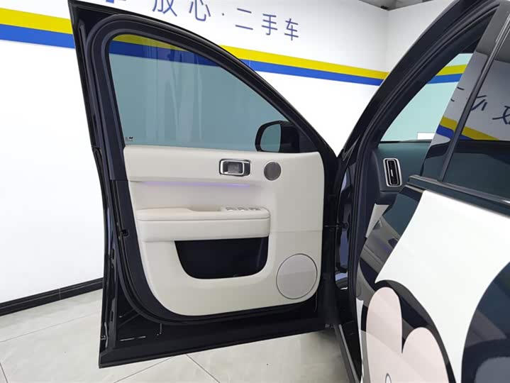 Фото 7 - LiXiang L6