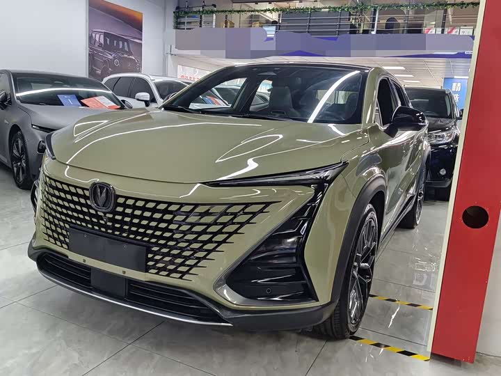 Фото 1 - Changan UNI-T