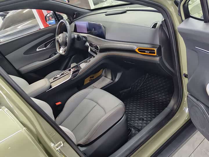 Фото 5 - Changan UNI-T