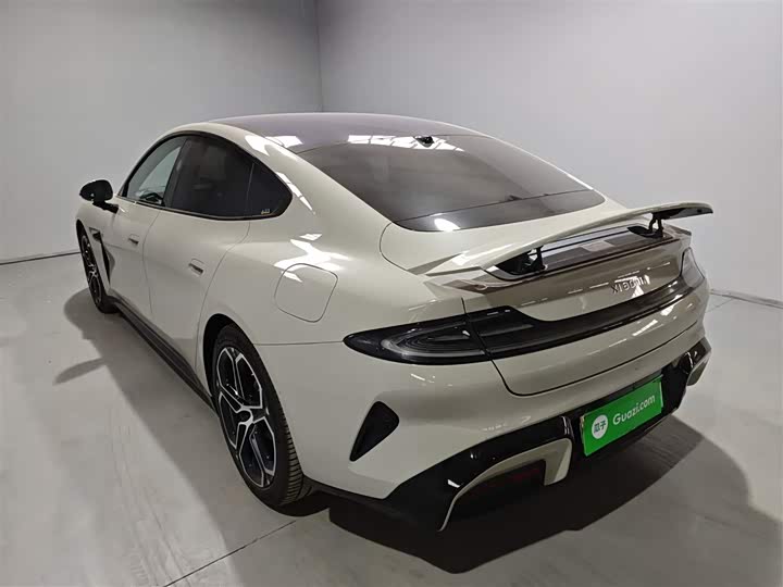 Фото 5 - Xiaomi SU7