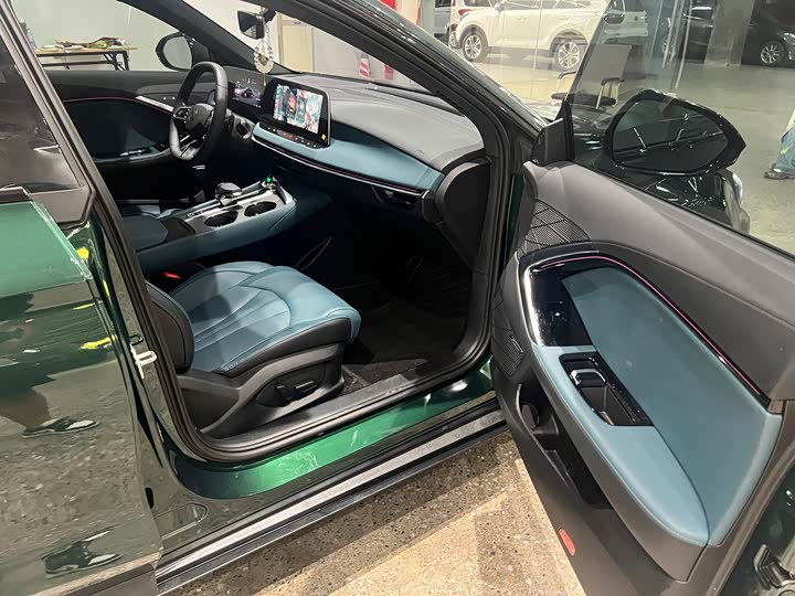 Фото 6 - MG Motor 7